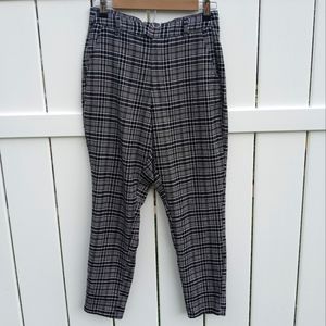 🤘Plaid HOT TOPIC High Wasted Hot topic Pants🤘SUPER DOPE 😂